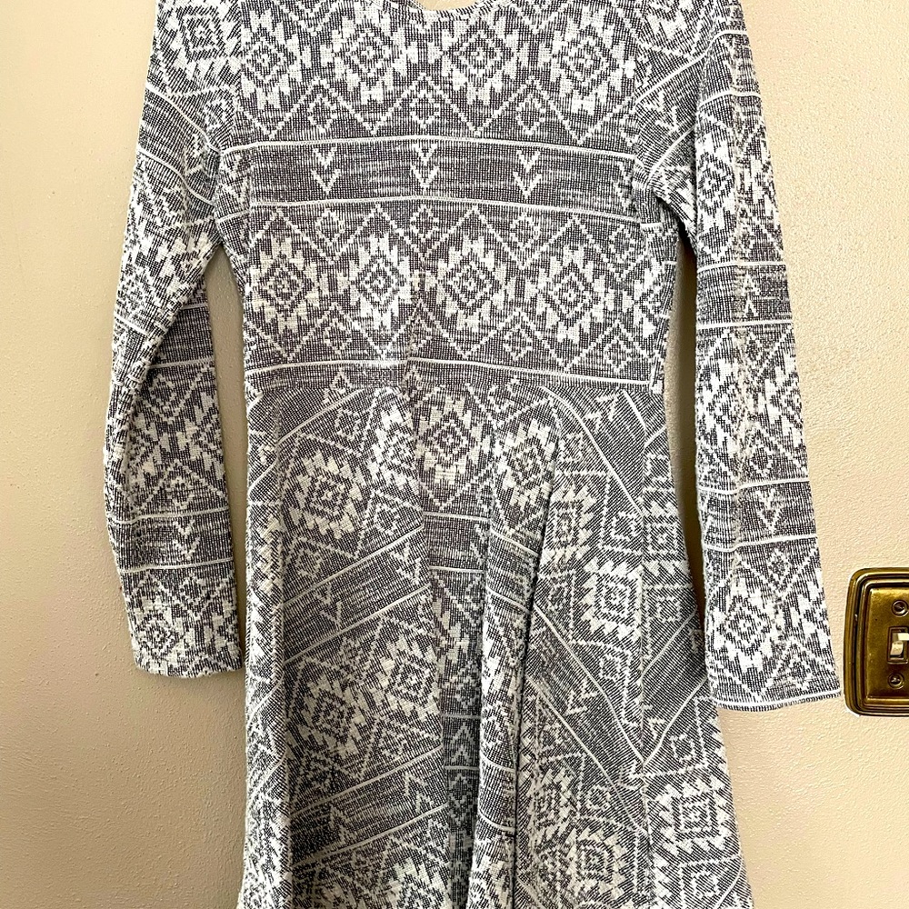 Girls Aztec patterned dress size 14